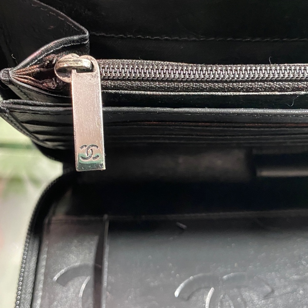 Authentic CHANEL Lambskin Cambon Line Zippy Clutch Wallet - Picture 15 of 17